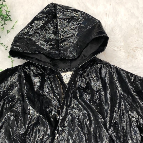 Aston Street raincoat - Picture 2 of 14